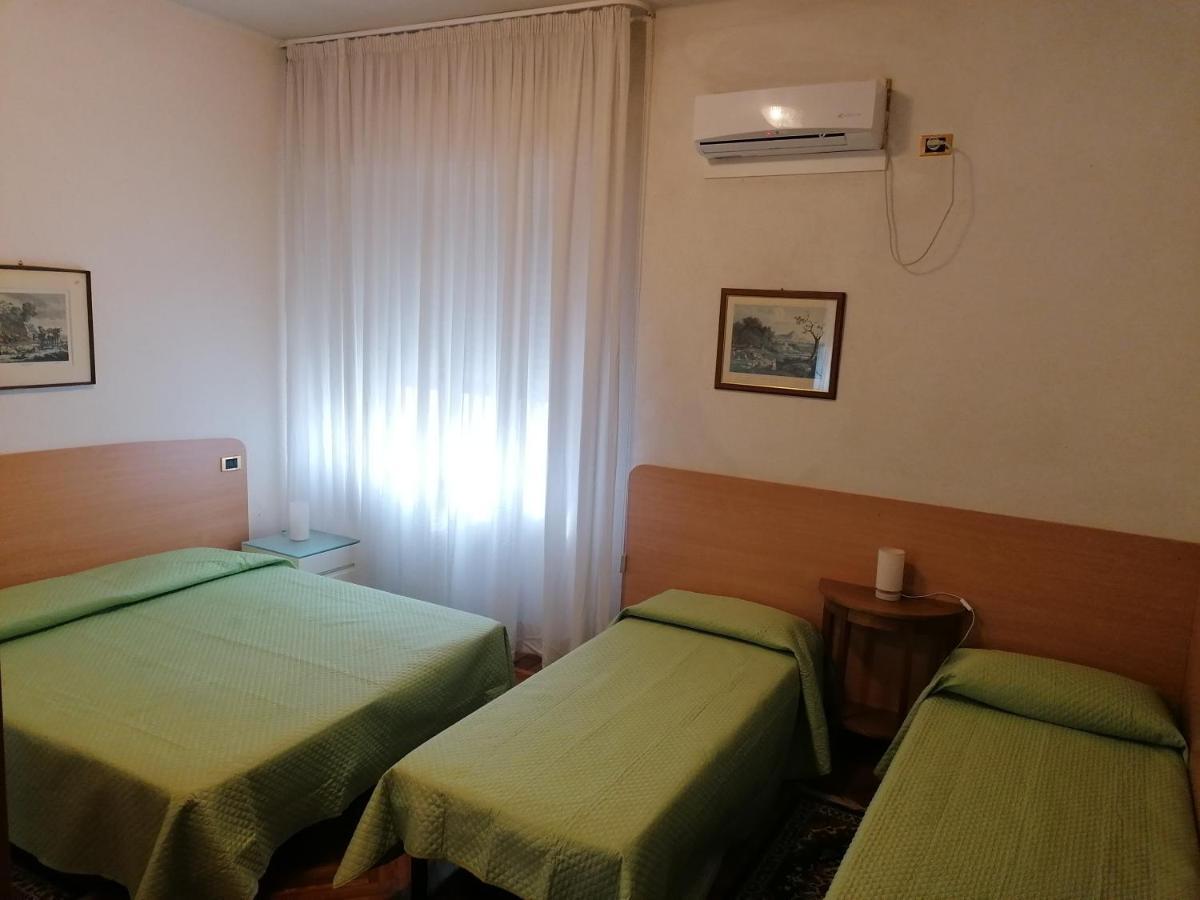 Sacco Bed&Breakfast โรวีโก ภายนอก รูปภาพ