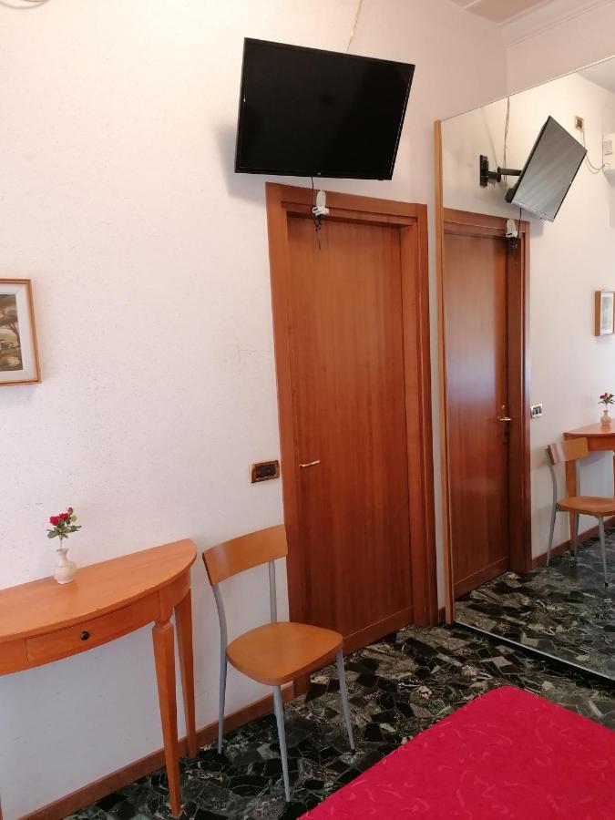 Sacco Bed&Breakfast โรวีโก ภายนอก รูปภาพ